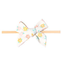 Load image into Gallery viewer, Daisy Classic Nylon Bow