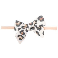 Load image into Gallery viewer, Nylon Bow-Zara