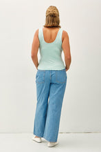 Load image into Gallery viewer, Curvy 25&#39; Scoop Neck Tank
