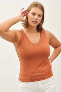 Curvy Double Lined Basic Tank