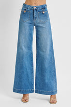 Load image into Gallery viewer, 21066 Patch Pocket Jean
