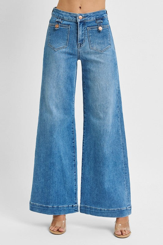 21066 Patch Pocket Jean
