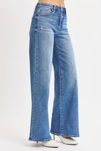 Load image into Gallery viewer, 21262 Wide Leg Jean
