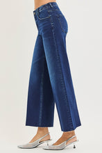 Load image into Gallery viewer, 21570 Crease Detail Denim

