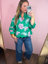 Load image into Gallery viewer, Lilly Scallop Trim Top
