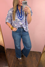 Load image into Gallery viewer, Ocean Blues Leopard Top
