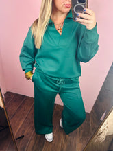 Load image into Gallery viewer, Holiday Hunter Scuba Set
