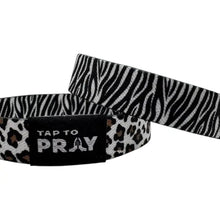 Load image into Gallery viewer, Versible Safari Zebra
