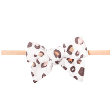 Load image into Gallery viewer, Millie Classic Nylon Bow
