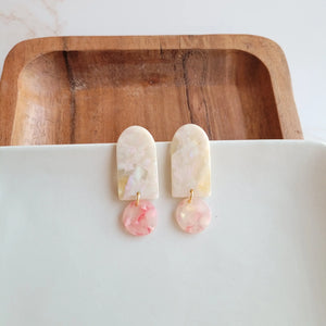 Rory Earring-Cream/Coral